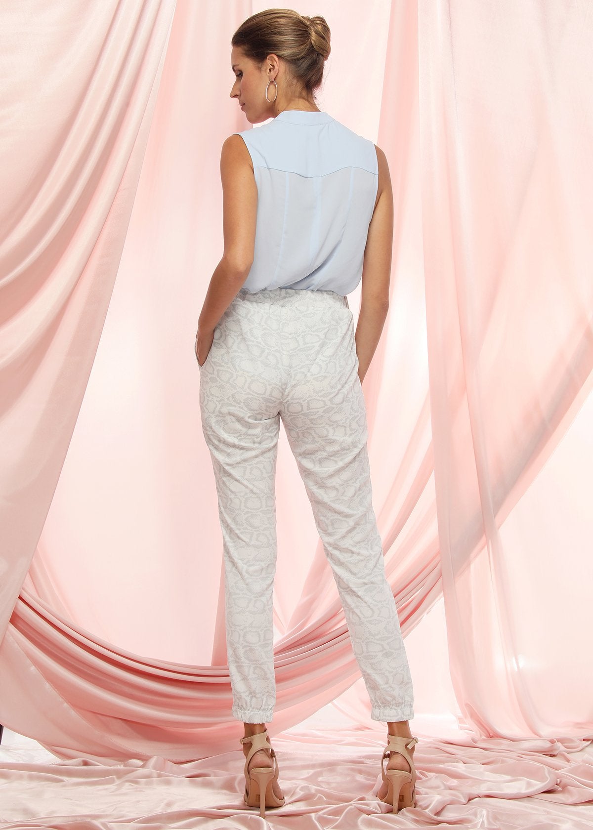 Women's High Waist Printed Pants In Ivory Silver