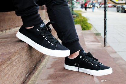 Fear0 NJ Retro Black/White Skateboard Men Canvas Shoes Sneakers