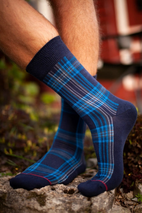 CARL men's socks with blue stripes
