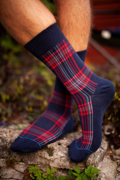 CARL men's socks with red stripes